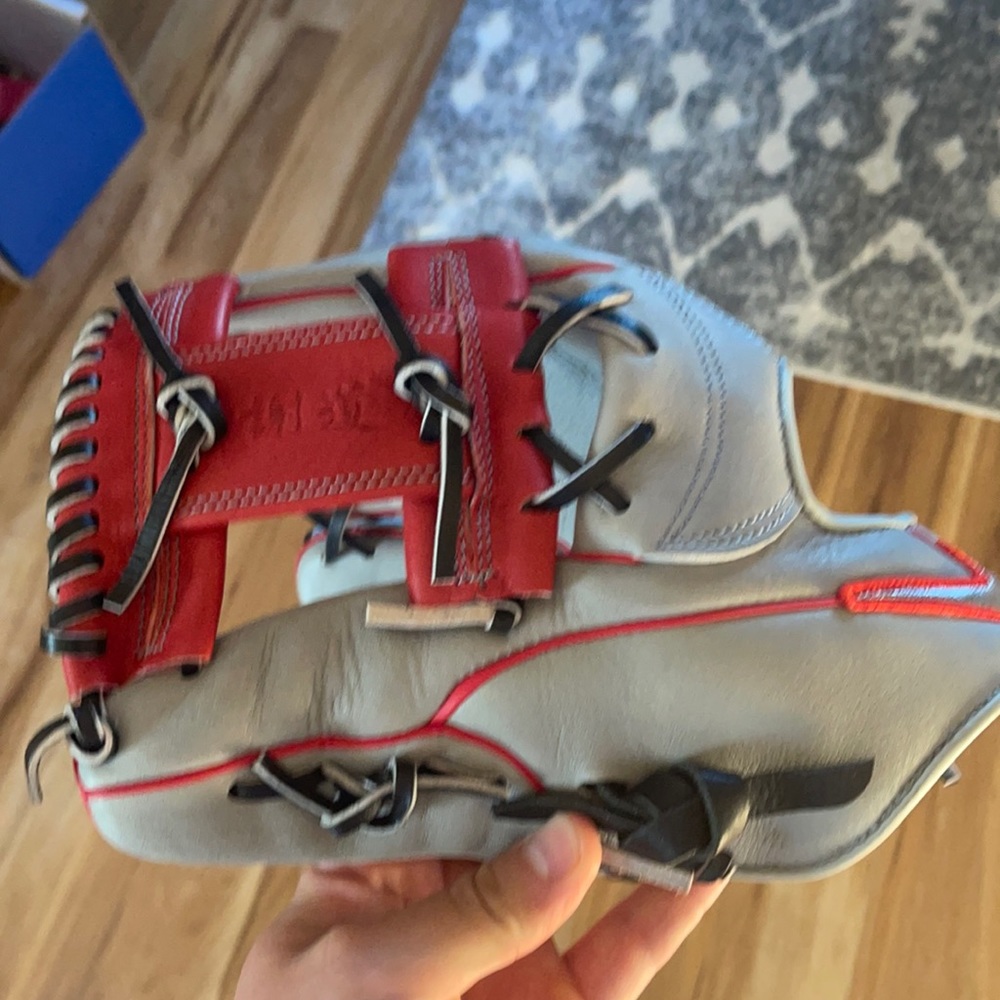 Nike baseball glove